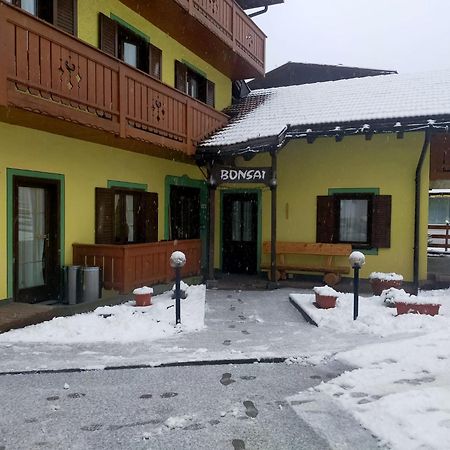 Garni Bonsai Pinzolo Exterior foto