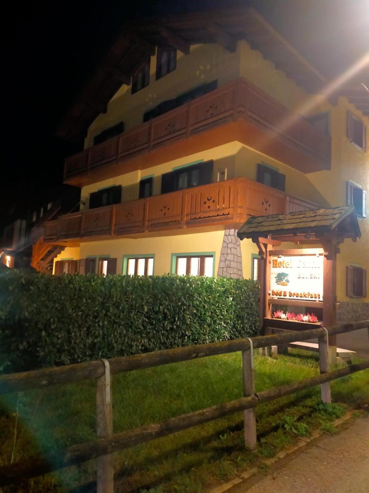 Garni Bonsai Pinzolo Exterior foto